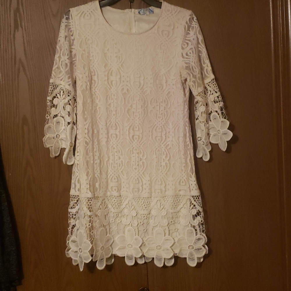 White lace dress